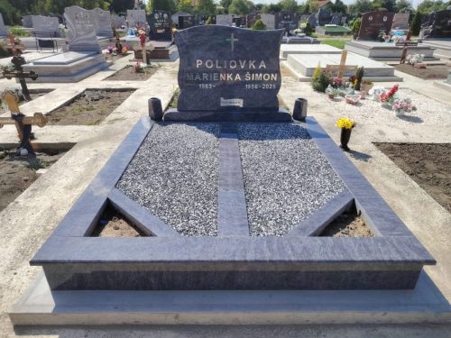 Izrada nadgrobnih spomenika od mermera i granita na teritoriji cele Srbije.U ponudi je izrada grobnica, kripti i spomenika po meri, sa mogućnošću izrade različitih oblika i dekorativnih motiva.Posebno smo prisutni na teritoriji Beograda, Stare Pazove, Nove Pazove, Ugrinovaca, Inđije, Surčina, Dobanovaca i Šimanovaca, kao i u ostalim mestima širom Srbije.Garantujemo kvalitetnu izradu, dugotrajne materijale i povoljne cene, uz profesionalan pristup i pažnju posvećenu svakom detalju.