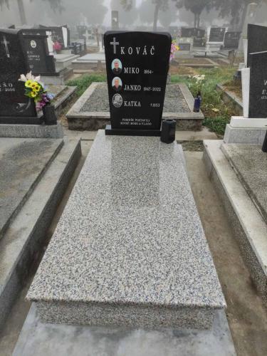  Izrada nadgrobnih spomenika od mermera i granita bilo da je u pitanju Beograd ili Srbija. Izrada grobnica. Izrada spomenika stara pazova, izrada spomenika Beobrad, Ugrinovci, Nova Pazova, Indjija, Surcin, Dobanovci, Simanovci Izrada kuhinja, povoljni spomenici i kripte, Motivi sa Anđelima. Kvalitetna izrada i najniže cene