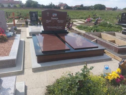  Izrada nadgrobnih spomenika od mermera i granita bilo da je u pitanju Beograd ili Srbija. Izrada grobnica. Izrada spomenika stara pazova, izrada spomenika Beobrad, Ugrinovci, Nova Pazova, Indjija, Surcin, Dobanovci, Simanovci Izrada kuhinja, povoljni spomenici i kripte, Motivi sa Anđelima. Kvalitetna izrada i najniže cene