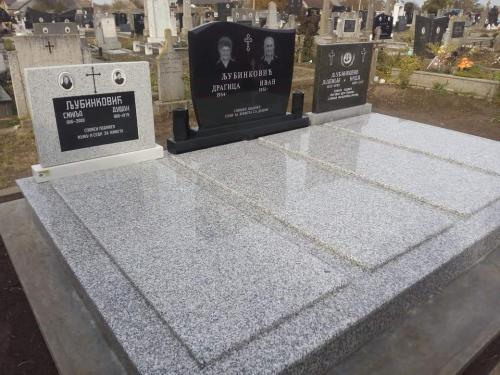  Izrada nadgrobnih spomenika od mermera i granita bilo da je u pitanju Beograd ili Srbija. Izrada grobnica. Izrada spomenika stara pazova, izrada spomenika Beobrad, Ugrinovci, Nova Pazova, Indjija, Surcin, Dobanovci, Simanovci Izrada kuhinja, povoljni spomenici i kripte, Motivi sa Anđelima. Kvalitetna izrada i najniže cene