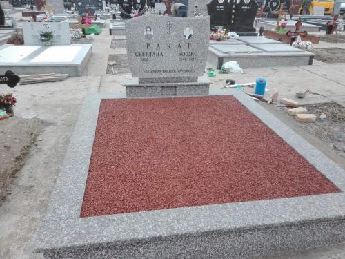  Izrada nadgrobnih spomenika od mermera i granita bilo da je u pitanju Beograd ili Srbija. Izrada grobnica. Izrada spomenika stara pazova, izrada spomenika Beobrad, Ugrinovci, Nova Pazova, Indjija, Surcin, Dobanovci, Simanovci Izrada kuhinja, povoljni spomenici i kripte, Motivi sa Anđelima. Kvalitetna izrada i najniže cene