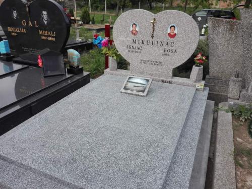  Izrada nadgrobnih spomenika od mermera i granita bilo da je u pitanju Beograd ili Srbija. Izrada grobnica. Izrada spomenika stara pazova, izrada spomenika Beobrad, Ugrinovci, Nova Pazova, Indjija, Surcin, Dobanovci, Simanovci Izrada kuhinja, povoljni spomenici i kripte, Motivi sa Anđelima. Kvalitetna izrada i najniže cene